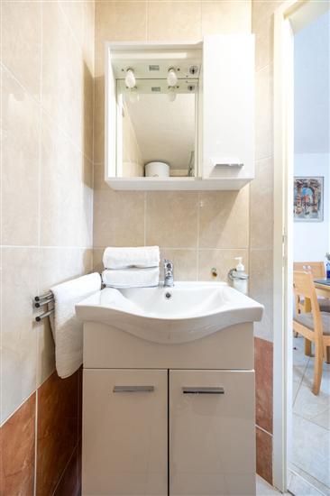 Apartment A5, for 3 persons