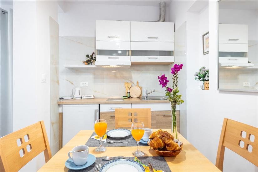 Apartment A6, for 4 persons