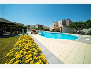 Villa Jelena Vir near beach Vir - island Vir, Size 250.00 m2, Accommodation with pool, Airline distance to the sea 150 m
