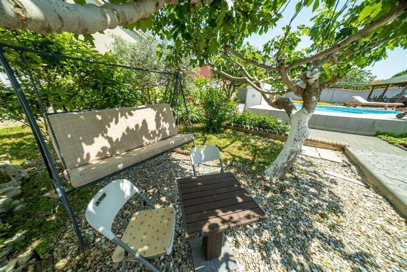 Villa Jelena Vir near beach