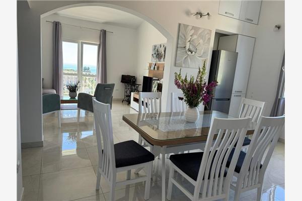 Apartment A2, for 5 persons