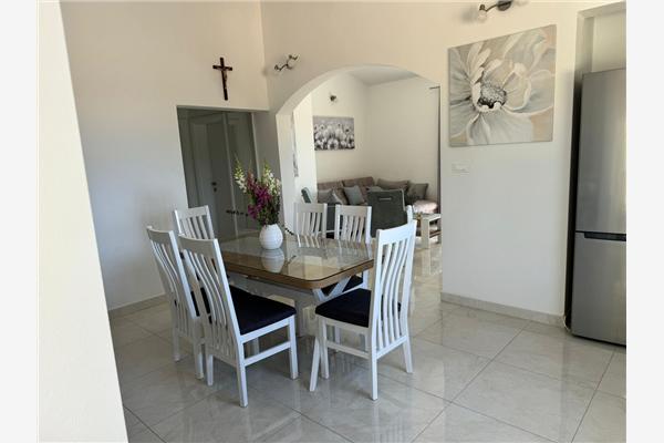 Apartment A2, for 5 persons