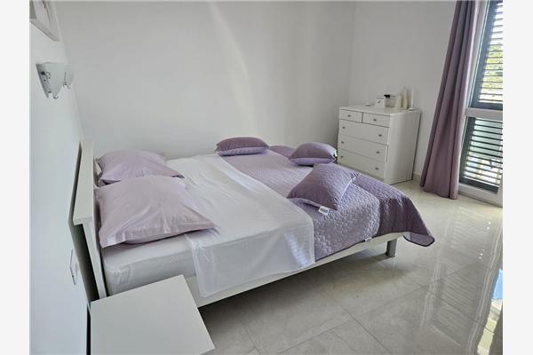 Apartment A2, for 5 persons