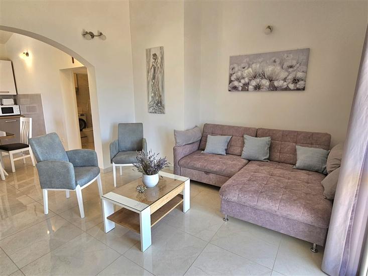 Apartment A2, for 5 persons