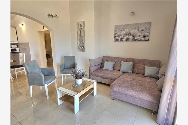 Apartment A2, for 5 persons