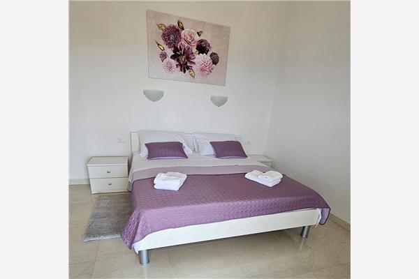 Apartment A2, for 5 persons