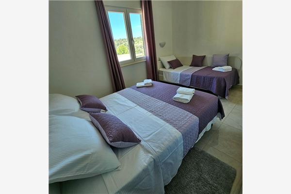 Apartment A2, for 5 persons