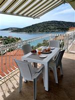 Apartment A2, for 5 persons