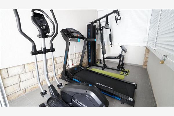 House K1, for 12 persons