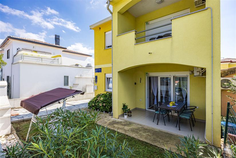Apartments Rondine