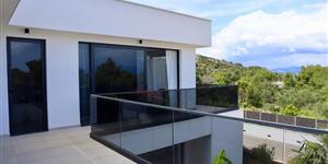 House - Rogac - island Solta