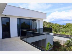 Villa Middle Dalmatian islands,BookOlynthiaFrom 571 €