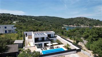 Hiša - Rogac - otok Solta