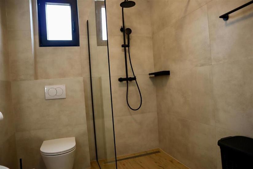 House K1, for 8 persons