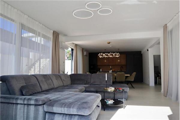 House K1, for 8 persons