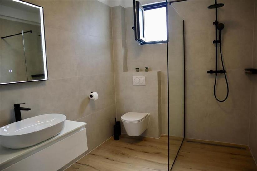 House K1, for 8 persons