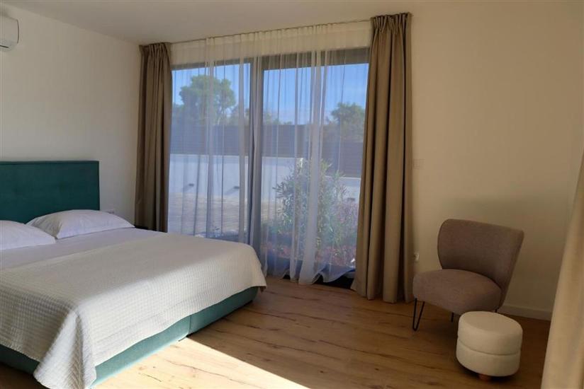 House K1, for 8 persons