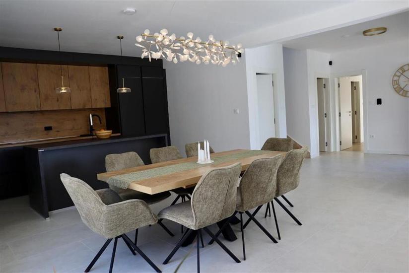 House K1, for 8 persons