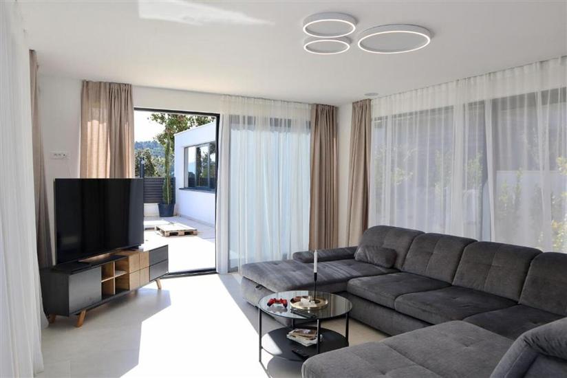 House K1, for 8 persons