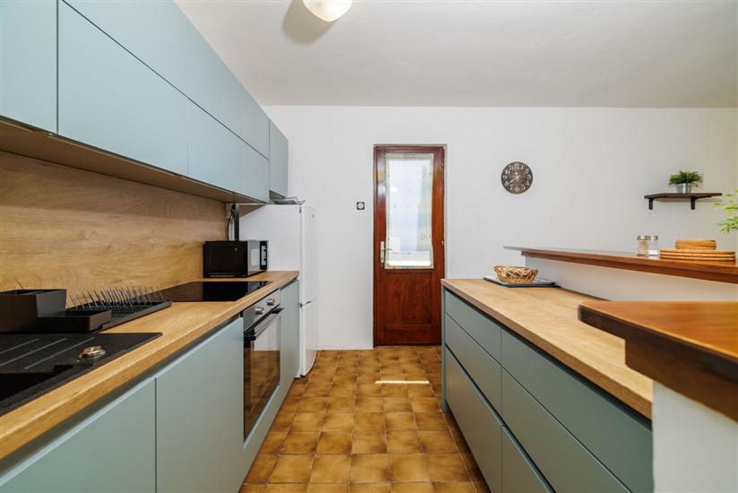 Apartment A1, for 6 persons