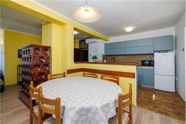 Apartment A1, for 6 persons