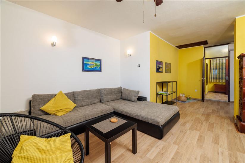 Apartment A1, for 6 persons