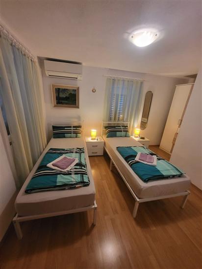 House K1, for 5 persons