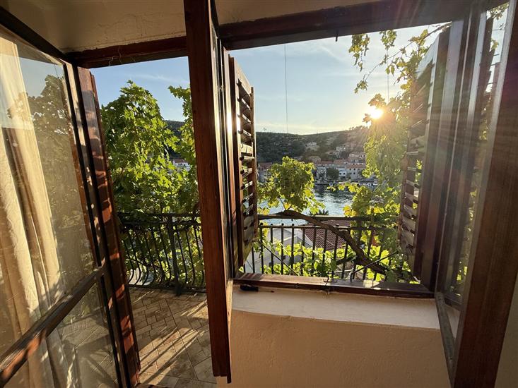 Apartment A4, for 4 persons