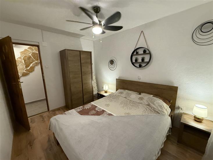 Apartment A4, for 4 persons