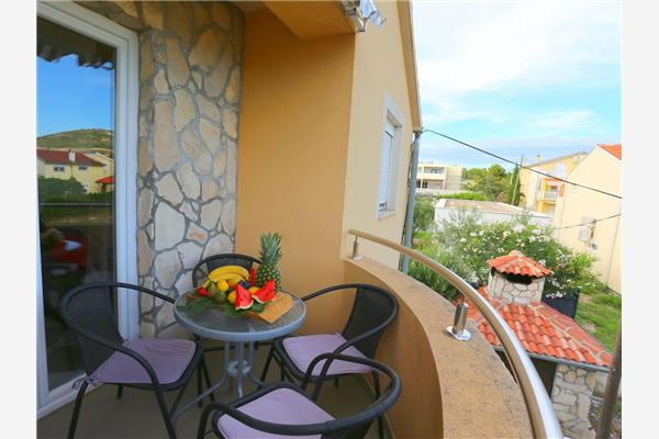 Apartment A1, for 8 persons