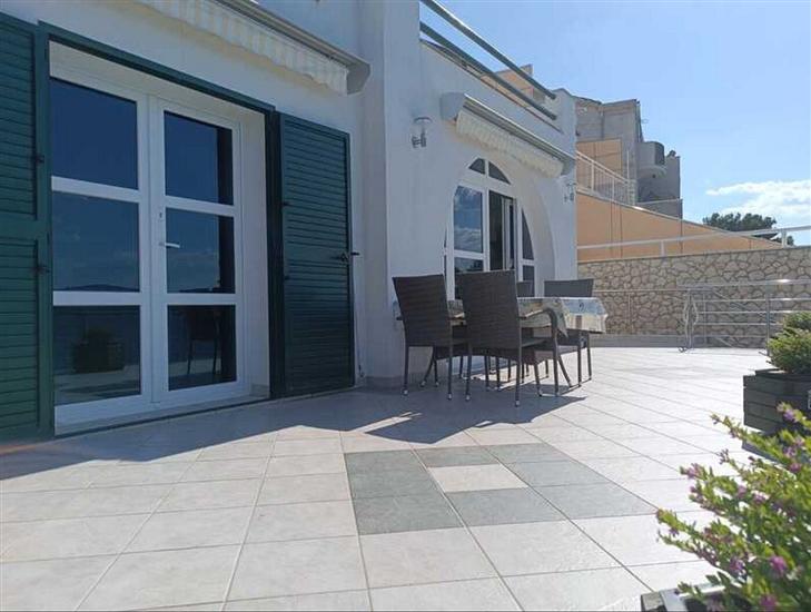 Apartment A1, for 4 persons