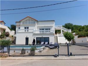 Holiday homes Rijeka and Crikvenica riviera,BookViewFrom 357 €