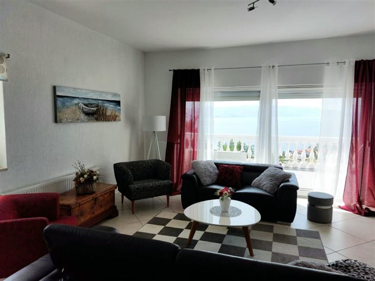 House K1, for 10 persons