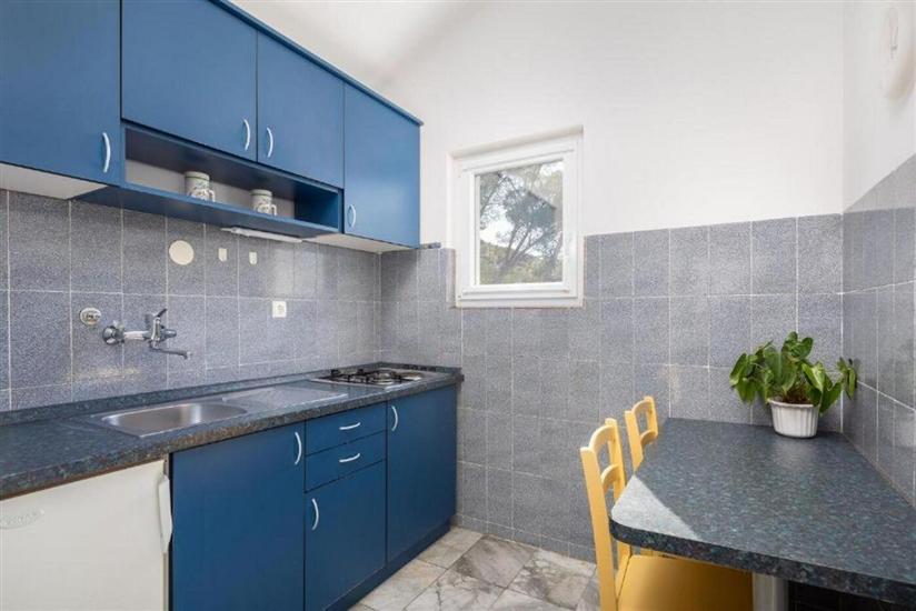 House K1, for 12 persons