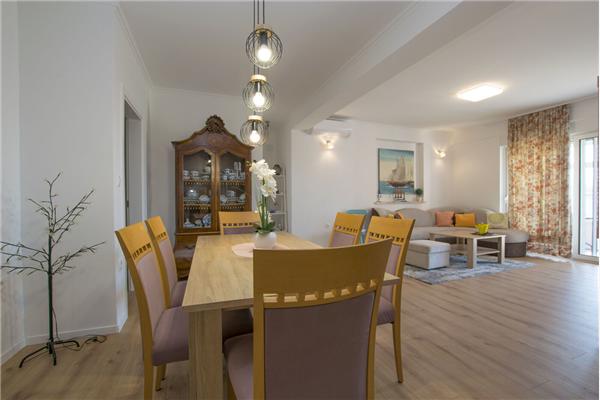 Apartment A1, for 6 persons