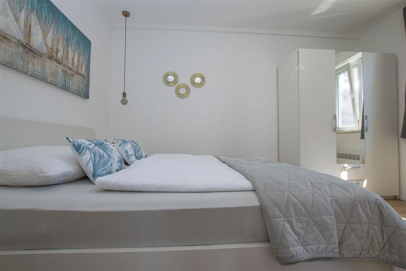 Apartment A1, for 6 persons