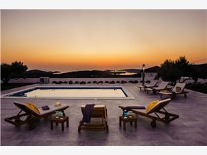 Villa Sibenik Riviera,BookHorizonFrom 342 €