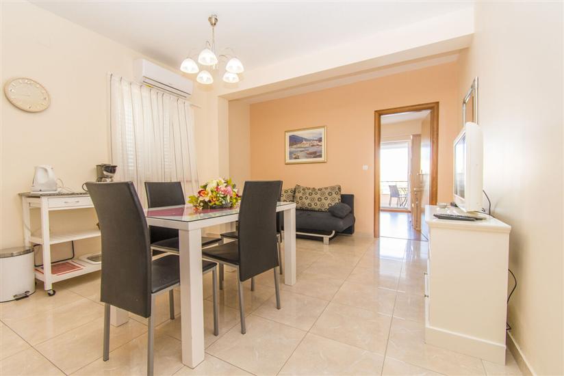 Apartment A2, for 4 persons