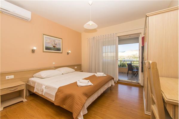 Apartment A2, for 4 persons