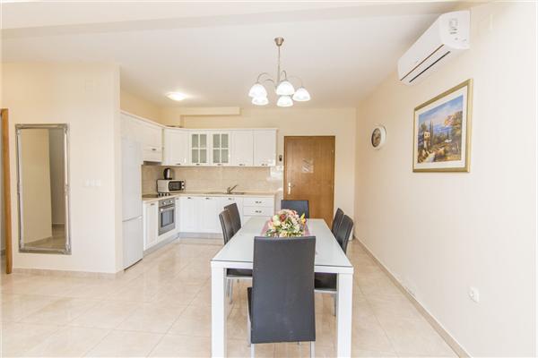 Apartment A1, for 6 persons