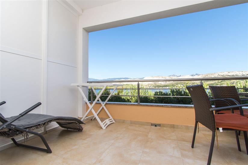 Apartment A1, for 6 persons