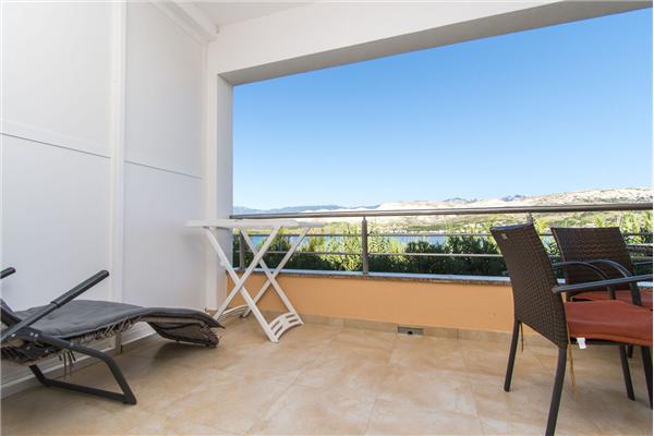 Apartment A1, for 6 persons