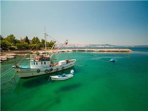 Accommodation with pool Rijeka and Crikvenica riviera,BookBlack@whiteFrom 142 €