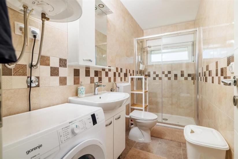 Apartman A1, na 5 osebe