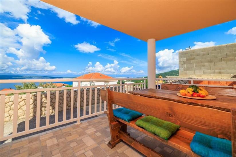 Apartment A2, for 5 persons