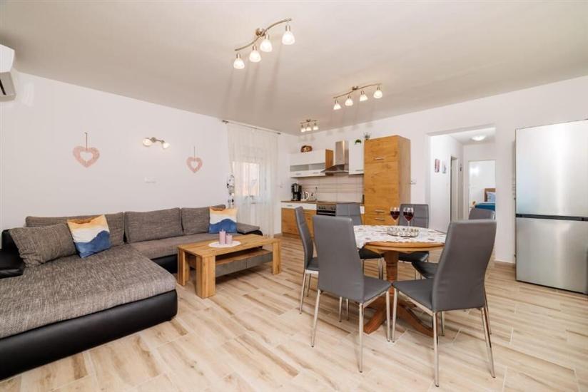 Apartman A2, na 5 osebe