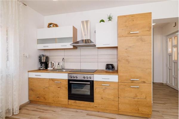 Apartman A2, na 5 osebe