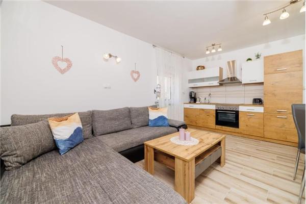 Apartman A2, na 5 osebe