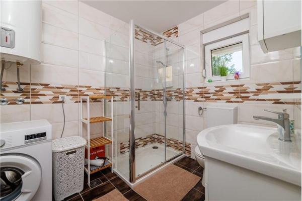 Apartman A2, na 5 osebe