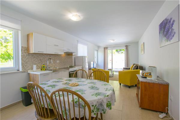 House K1, for 8 persons